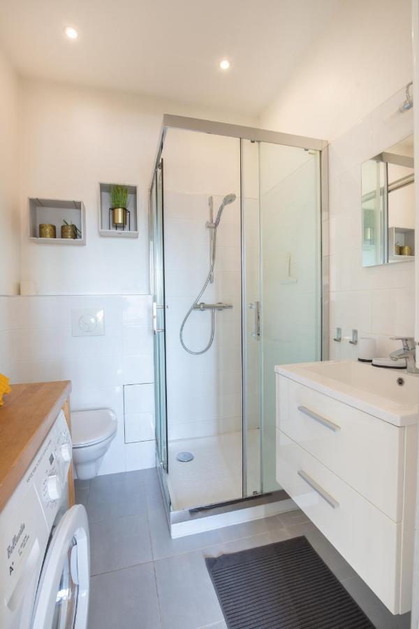 En Blanc - Hypercentre - 4 Couchages Appartement *